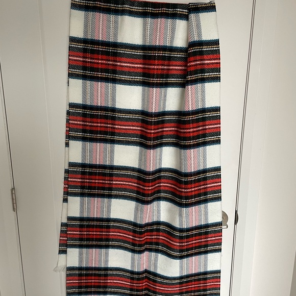 Simons Plaid Scarf - Red, Black, White - Picture 2 of 4